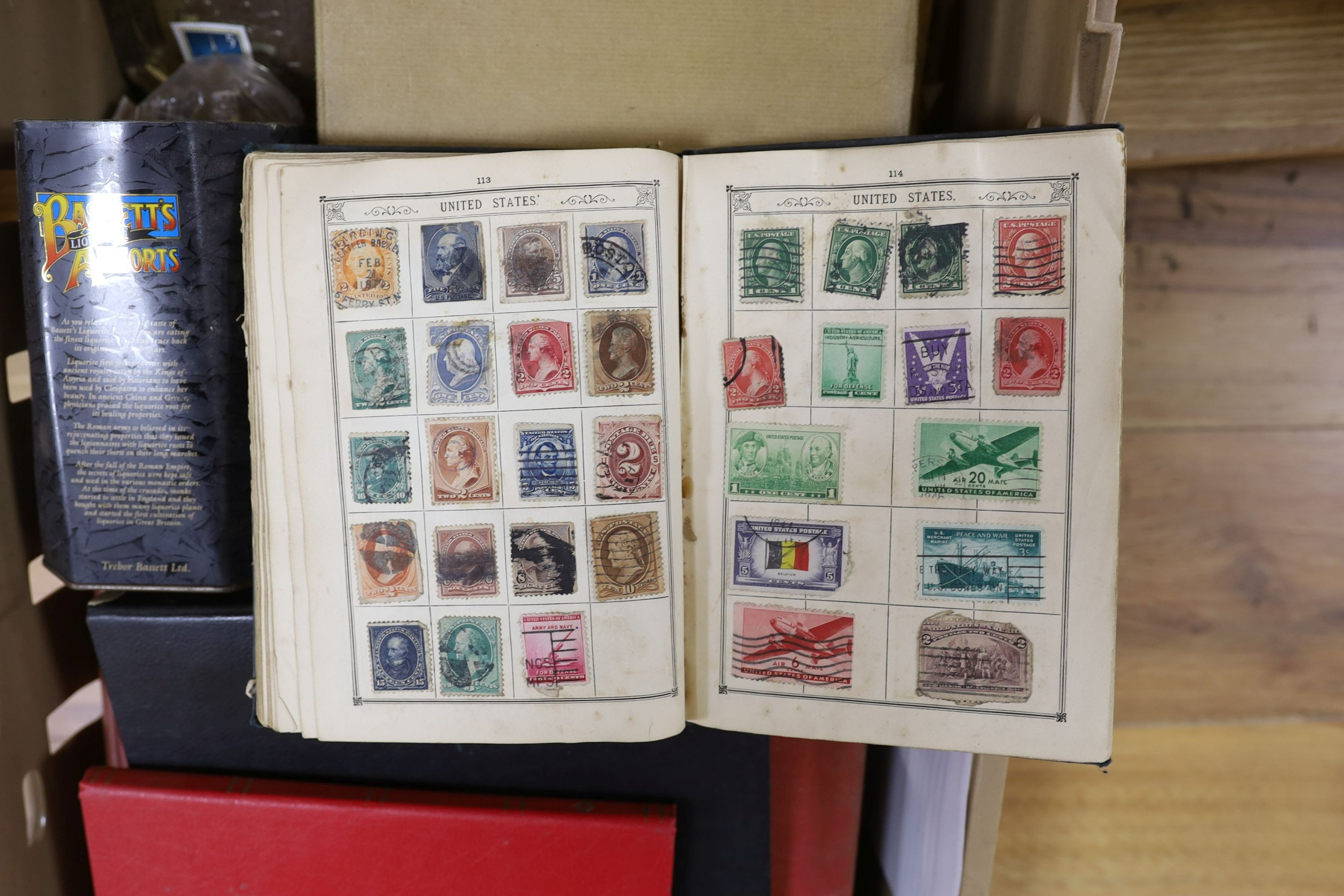 Various World stamps in albums, including a Lincoln album (1 box)